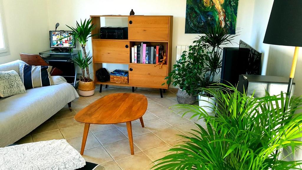 Chambres d'Hôtes et Table d'Hôte Vegan Les Jardins de la Meyne
