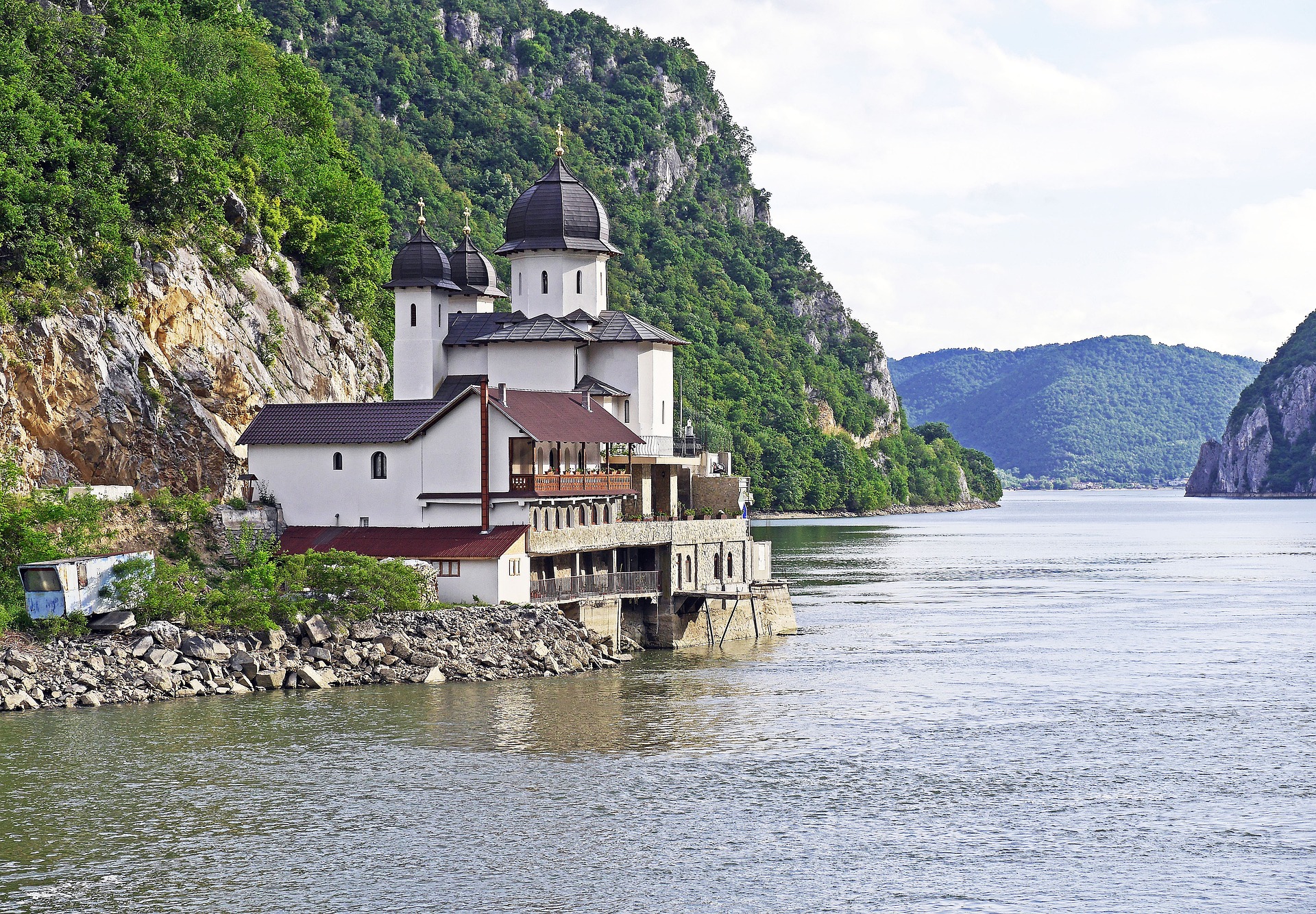 Vegan Hotels Serbia